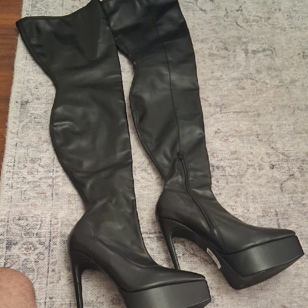 Black Over-the-Knee Platform Boots
